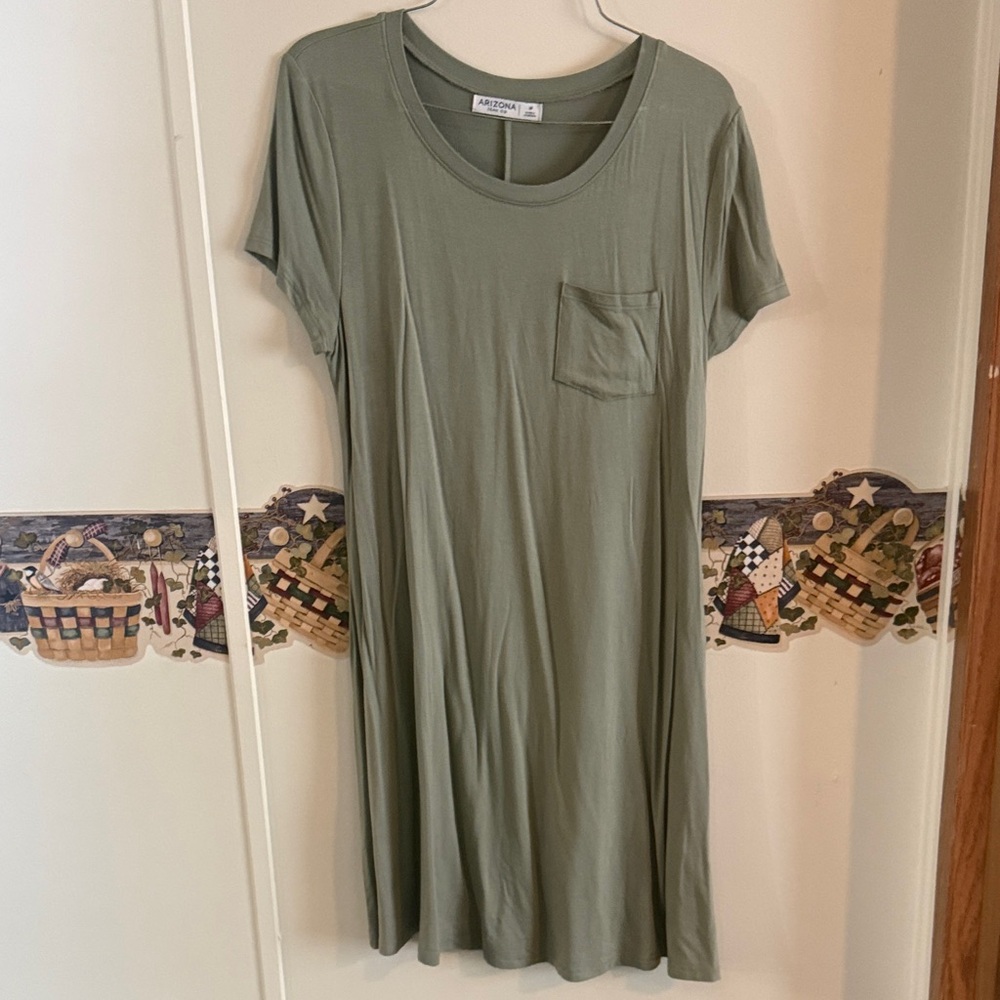 Arizona Jean Company Sage Green Top